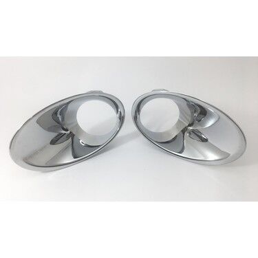 SİS FAR ÇERÇEVESİ NİKELAJLI SİSLİ MEGANE III | OEM:261521021R