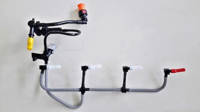 ENJEKTOR GERI DONUS HORTUMU C-MAX 08>15 FOCUS II 08>15 MONDEO IV 07>15 1.8D CONNECT 07>15 1.8 TDCI | OEM:4M5Q9K022AG-1521487-4M5Q9K022AF