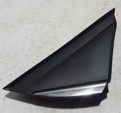 AYNA KENAR BAKALİTİ SOL KROM NIKELAJLI RENAULT MEGANE IV 15> | OEM:638758950R