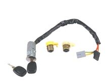 KONTAK 2 ÖN KAPI ŞİFRE KANGOO 98-07 | OEM:8200176685