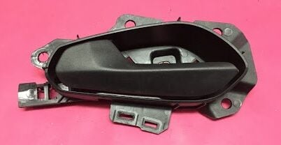 KAPI İÇ AÇMA KOLU - SOL EGEA 2015- | OEM:3564110044