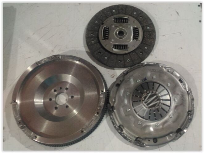 DEBRİYAJ SETİ VOLANLI KİT INSIGNIA 1.6-ASTRA J 1.6 TURBO SABİT VOLANLI | OEM:55564555-616363