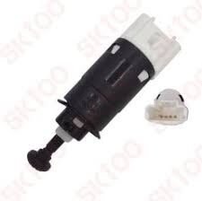 FREN PEDAL MÜŞÜRÜ RENAULT CLIO III 05>12 CLIO IV 12> CAPTUR I 12> KANGOO 05> LAGUNA II 01>07 DACIA LOGAN I-II 06>18 SANDERO I-II 08>18 DUSTER I-II 10>21 OPEL VİVARO B 06>14 4 FİŞLİ | OEM:8200276361-93451999