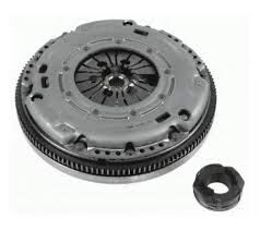 DEBRİYAJ SETİ VOLANLI POLO IBIZA TOLEDO FABIA TDI CUS 2014> | OEM:04B105266E